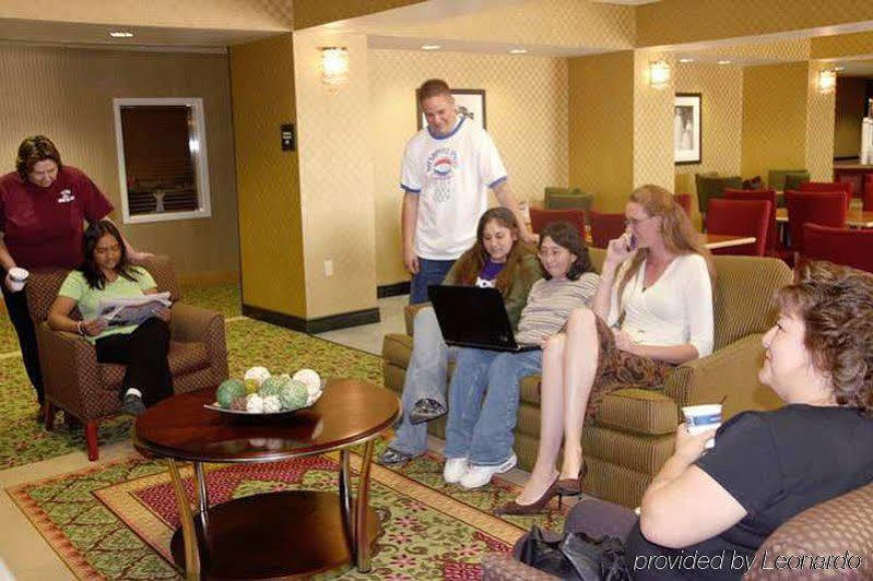 Hampton Inn Santa Rosa Dalaman gambar